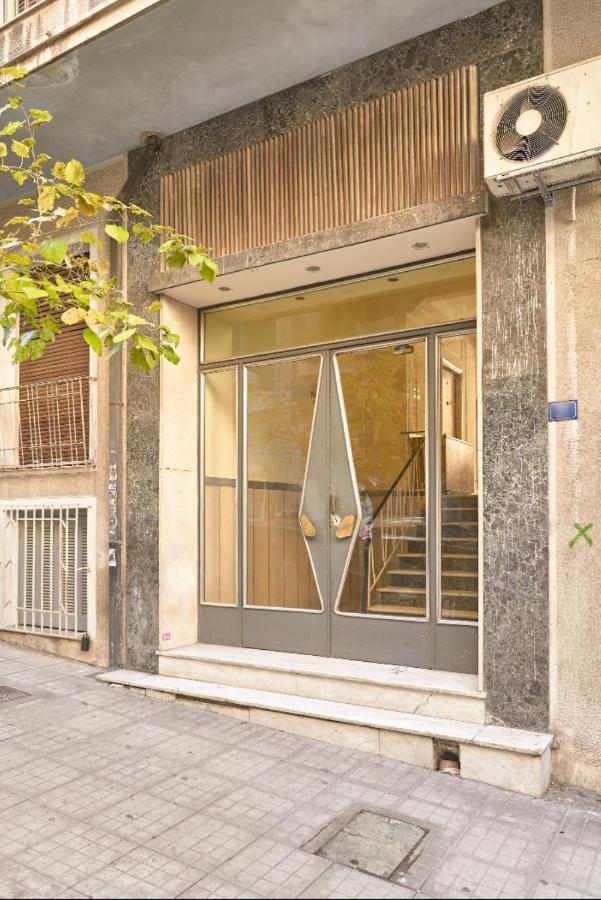 Studio With Sunny Balcony In Exarcheia Athen Exterior foto